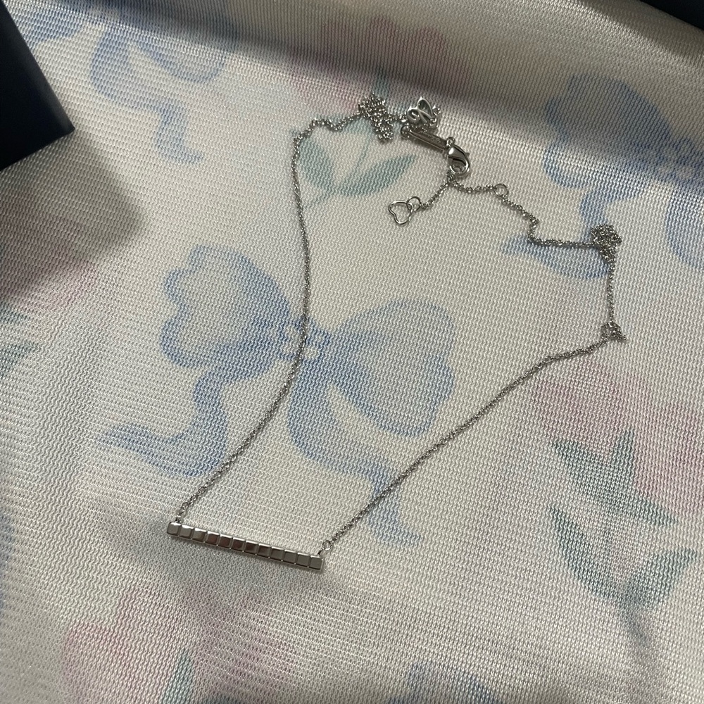 Chopard Silver Geometric Bar Necklace in Polished Silver - Picture 9 of 11